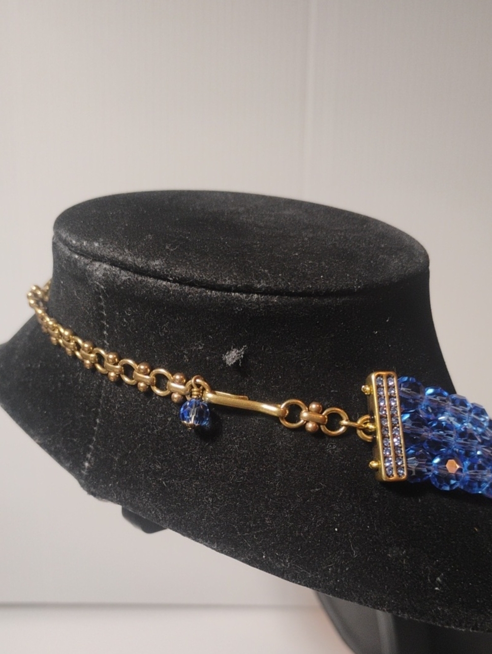 Heidi Daus Blue Resin Swarovski Crystal Necklace - Picture 4 of 7